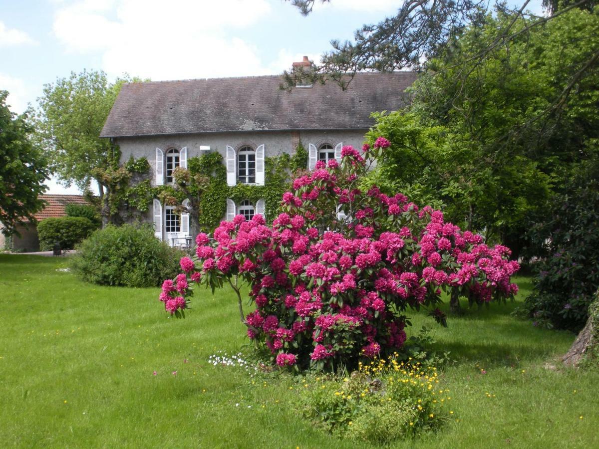 Montbeugny Le Domaine Du Mijarnier Bed & Breakfast エクステリア 写真