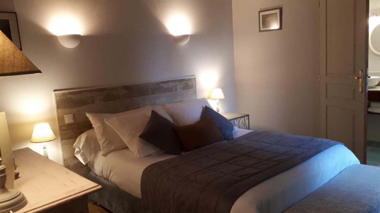 Montbeugny Le Domaine Du Mijarnier Bed & Breakfast エクステリア 写真