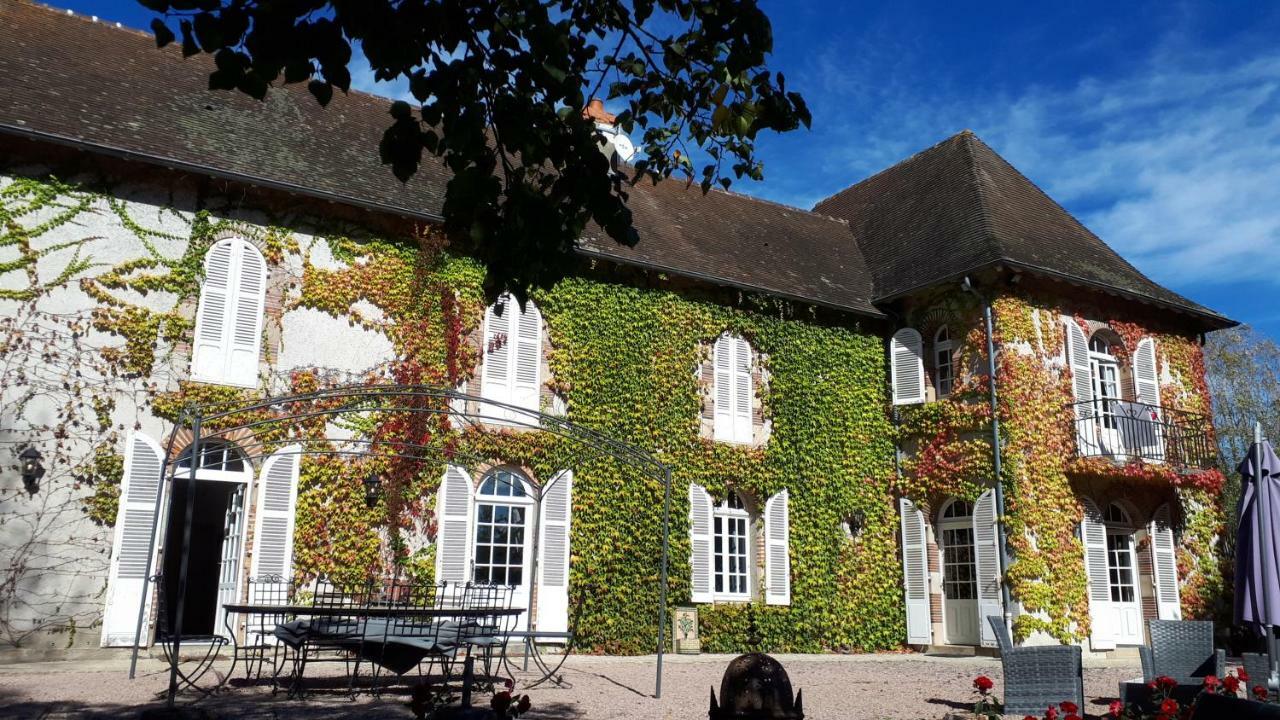 Montbeugny Le Domaine Du Mijarnier Bed & Breakfast エクステリア 写真